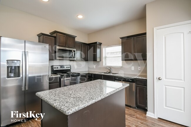 Photo - 1536 Millennium Dr