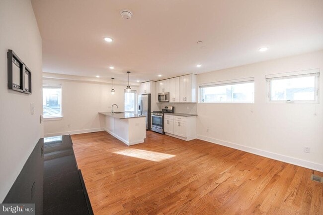 Photo - 1429 Germantown Ave