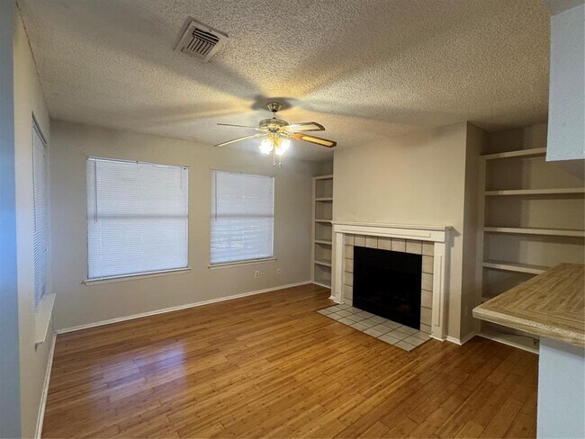 Photo - 2907 Jadewood Ct