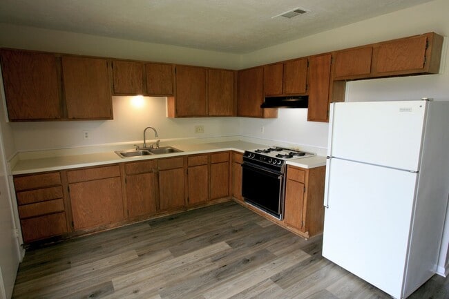 Photo - 89-87 NERF Unit 2187