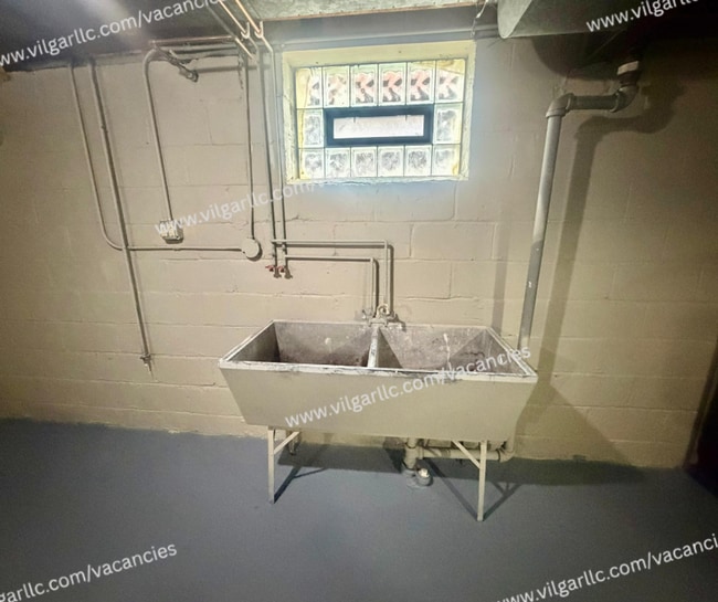 Photo - 8137-8137 Hohman Ave