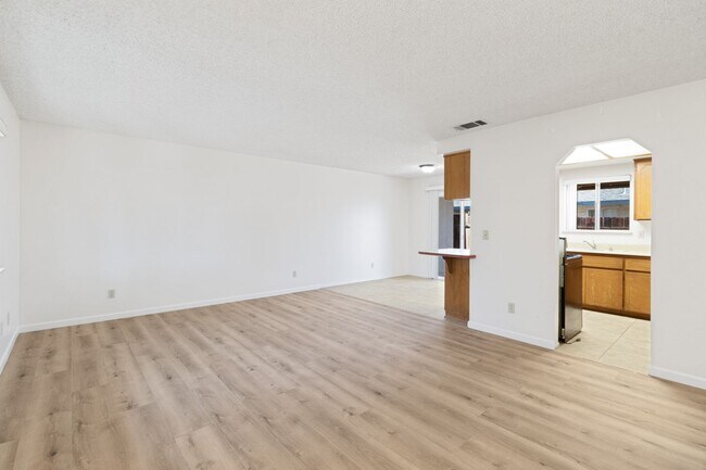21345 Klamath Rd Unit 2