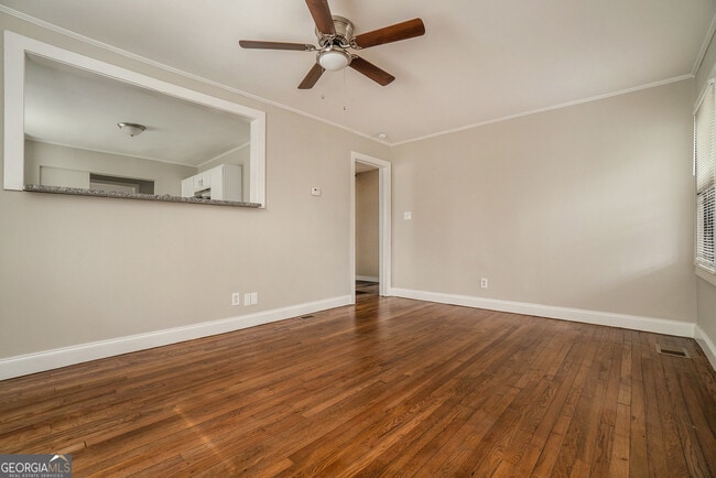 Photo - 973 Lawton St SW