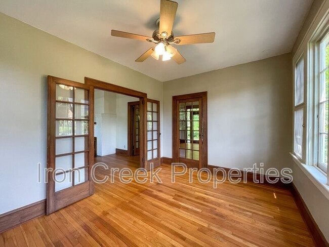 117 Furman Ave