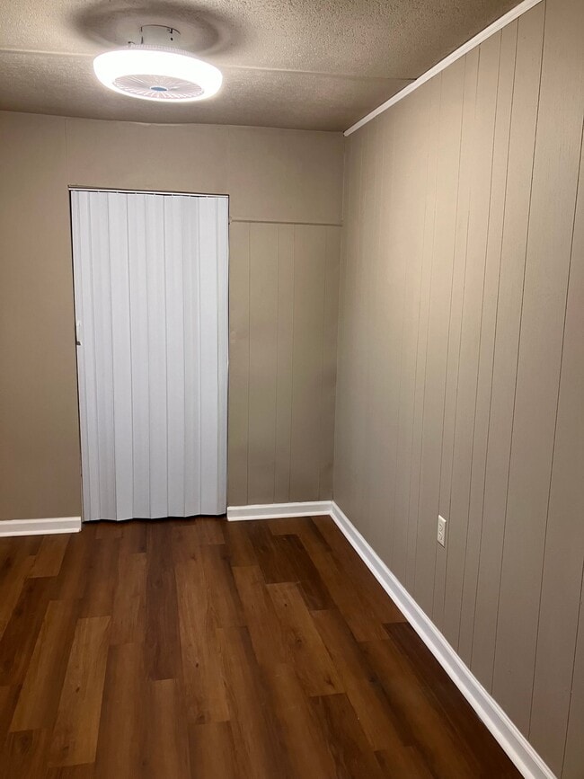 Photo - 6480 Medlock Rd