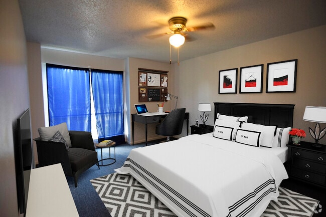 Building Photo - 1126 Hollow Creek Dr Unit #4 Rental