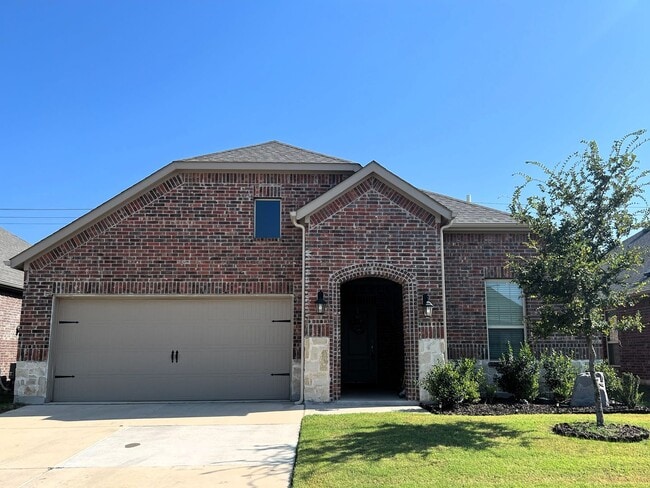 Building Photo - Beautifully Maintained Home in Silverado