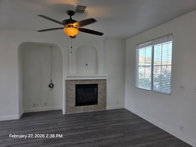 Photo - 6905 Loheit Way