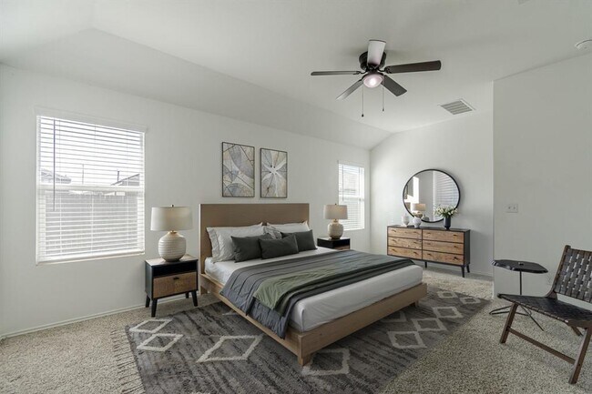 Photo - 341 Escondido Cir