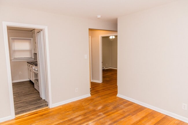 Photo - Randolph 2 bedroom unit Available Now! Unit 1905-D