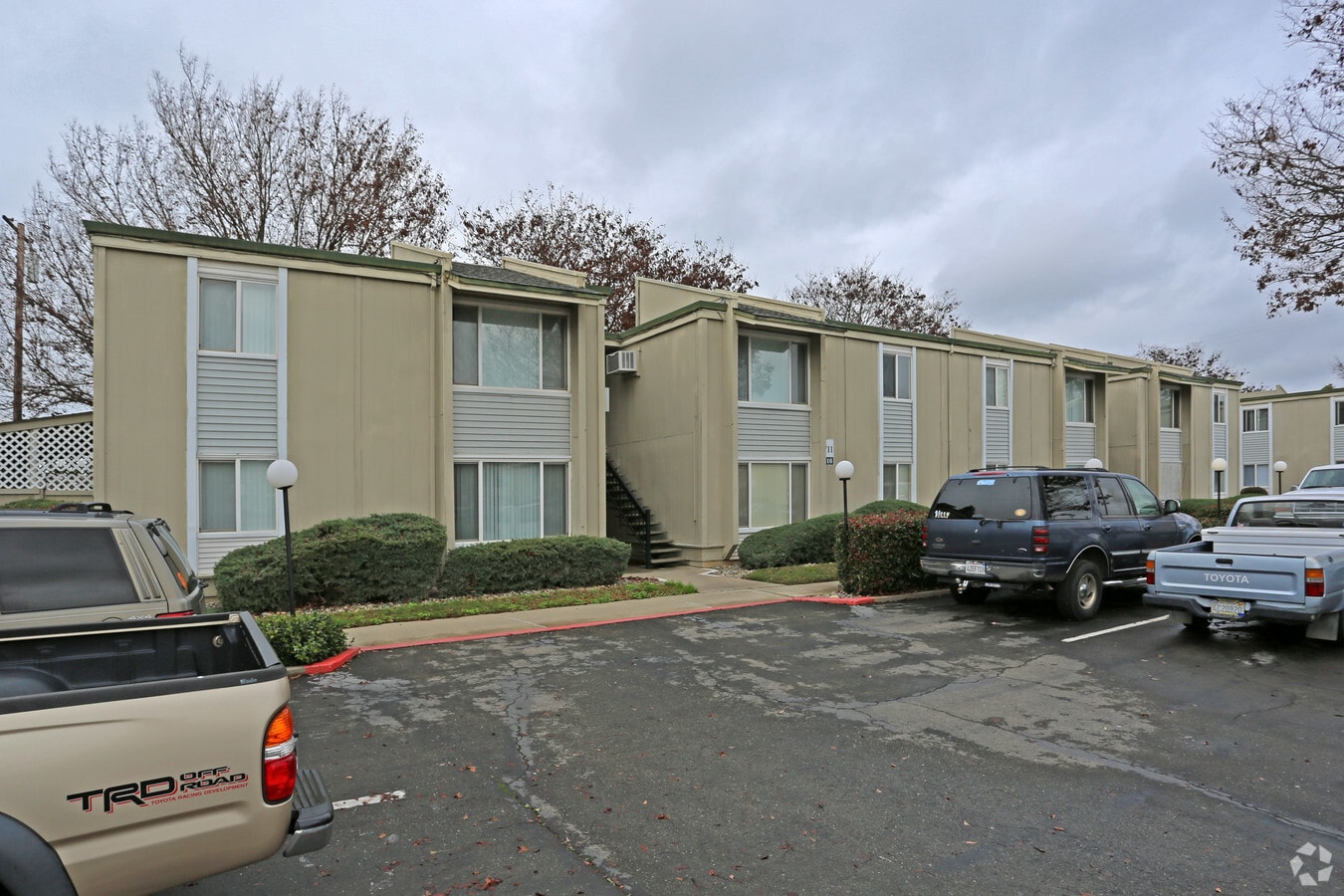 Photo - River's Bend Apartments