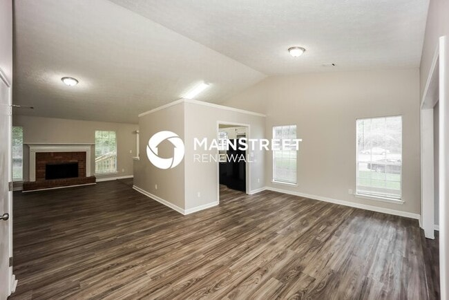 3 Bedroom Pet-Friendly Home in Atlanta, GA with Main Street Renewal