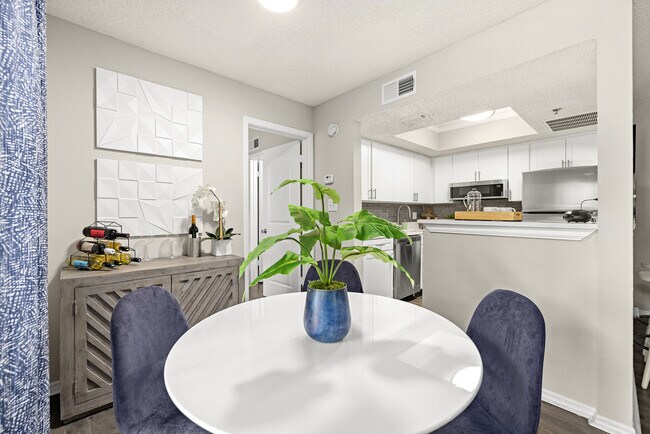 4800 Westshore