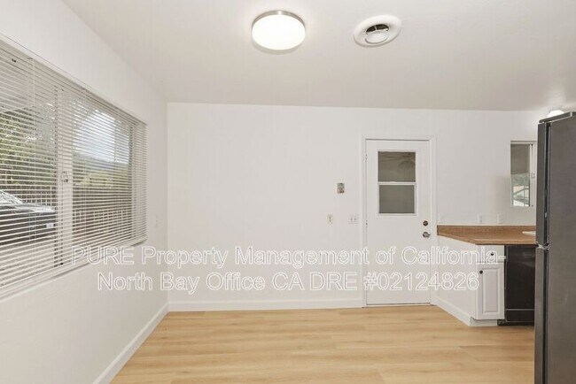 Photo - 1040 S Cloverdale Blvd