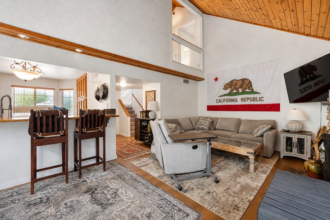 2116 Bernina Dr
