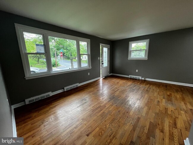 Building Photo - 265 Opequon Ave