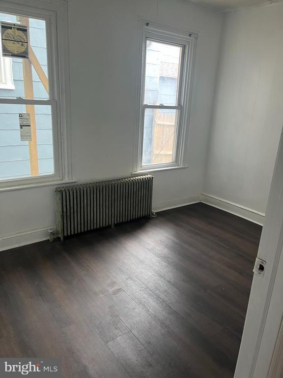 Photo - 327 E Pine St.