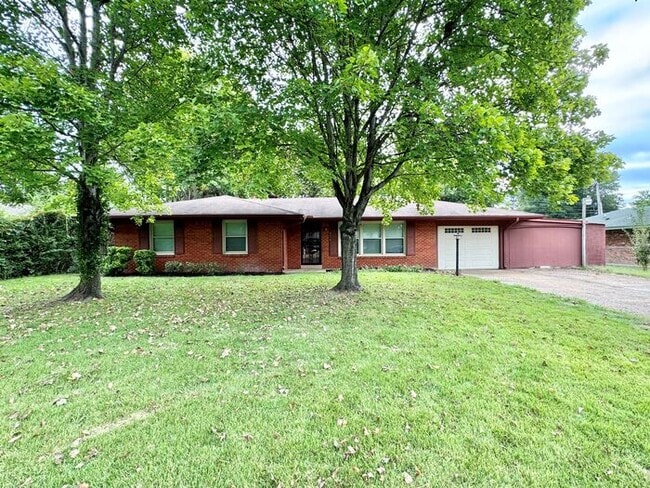 Photo - 4914 Childs Dr