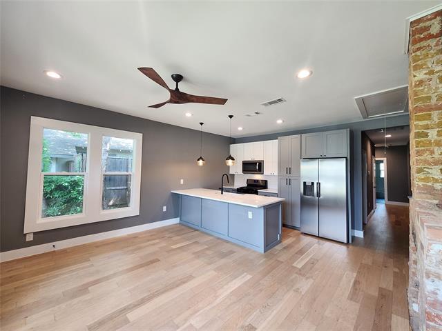 Photo - 208 N Waverly Dr