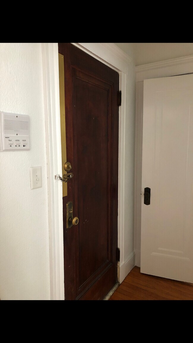 Photo - Highlander Maple Apartments