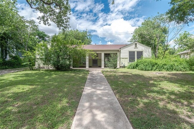 Photo - 1202 Norwood Rd