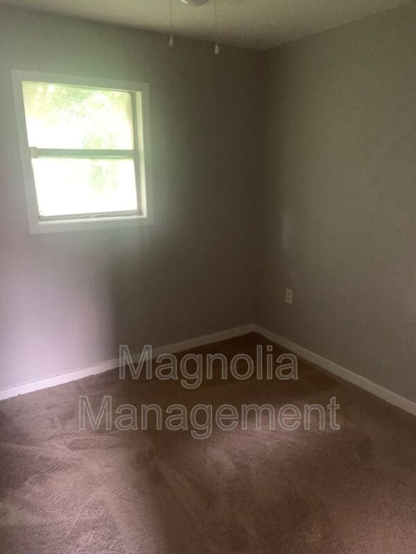 Photo - 600 East Ave