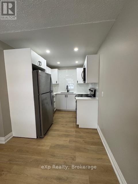 Photo - 215 McNab St