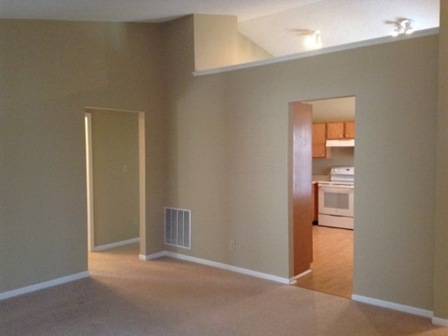 Photo - 175 Bent Stream Ln