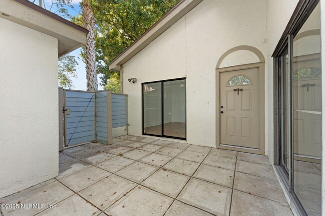 Photo - 1601 Challenger Ct W Unidad 1601