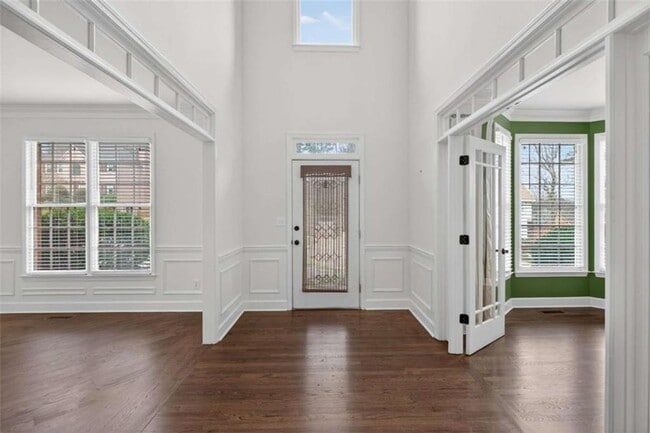 Photo - 1712 Kenbrook Ct NW