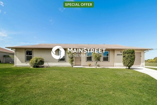 Building Photo - 3 Bedroom Pet-Friendly Home in Cape Coral,...
