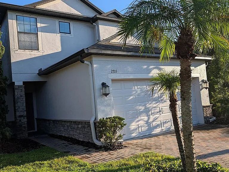 Photo - 2701 Hampton Green Ln