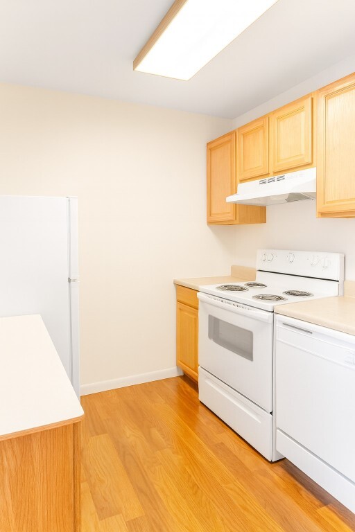 Photo - 6304 S Grand Blvd