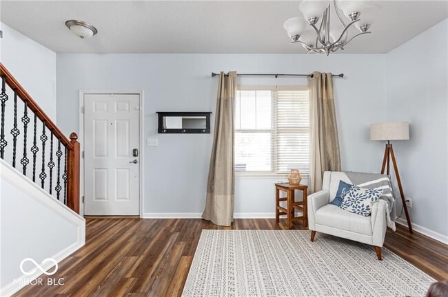 Photo - 5867 Solomon Harmon Way