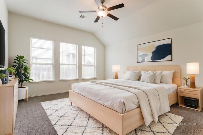 Photo - 2017 Camay St