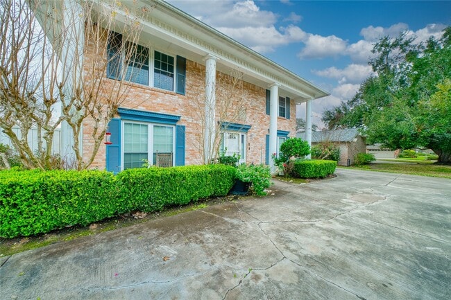 Photo - 3114 Cypress Point Dr