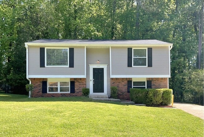 Building Photo - 392 Hembree Forest Cir