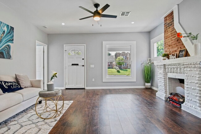 Photo - 311 NW 25th St