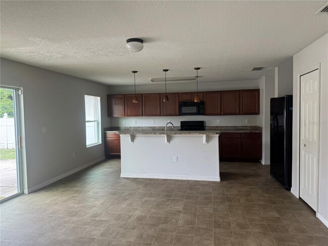 Photo - 1785 College Park Dr