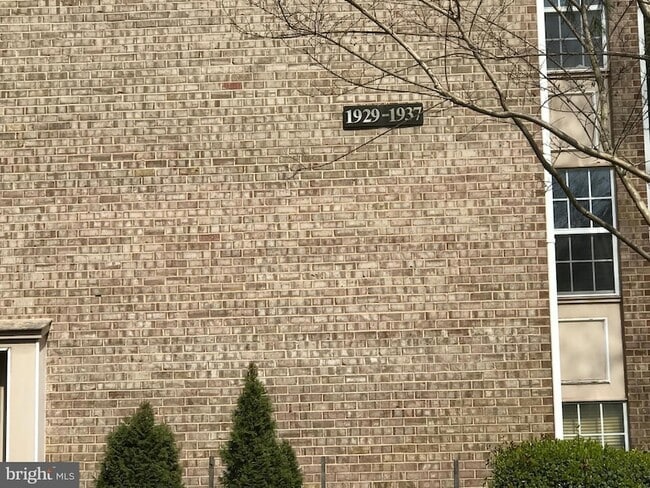 Photo - 1935 Wilson Ln Unit 203