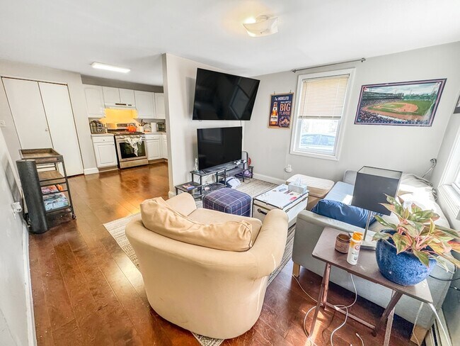 Photo - 125 Willow St