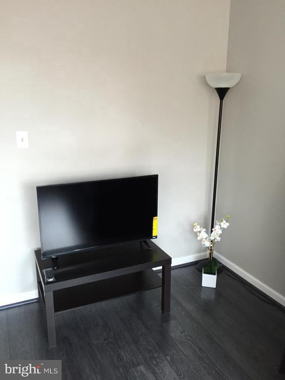 Photo - 922 24th St NW Unit 411