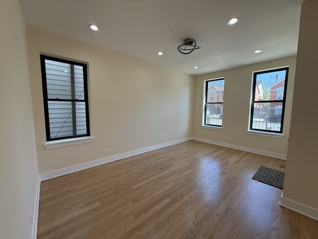 Photo - 2124 W 18th Pl