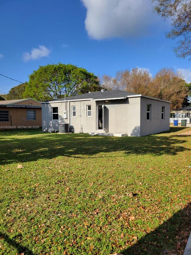 Photo - 6401 SW 58th Ave