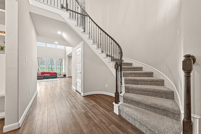 Photo - 17685 Martin Crk Ln