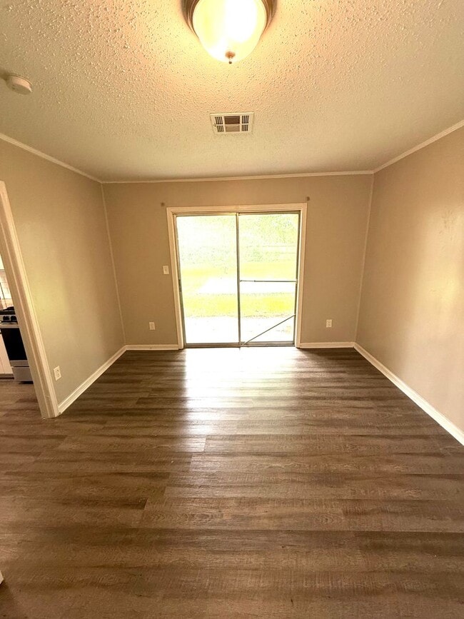 Photo - ** 4 Bed 2 Bath located off Wares Ferry Road **Call 334-366-9198 to schedule a self-showing