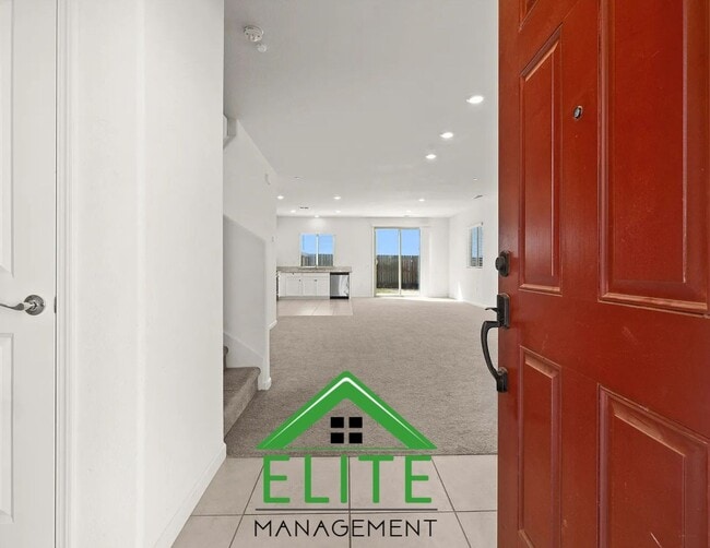 Photo - Spacious 5-Bedroom Home in Rancho Cordova ...