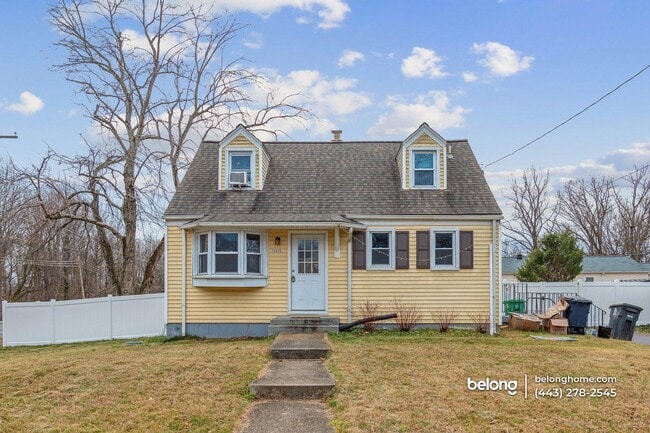 Building Photo - 14615 Crescent Dr