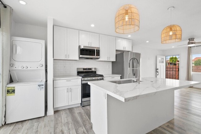 Photo - 4517 Thorn St