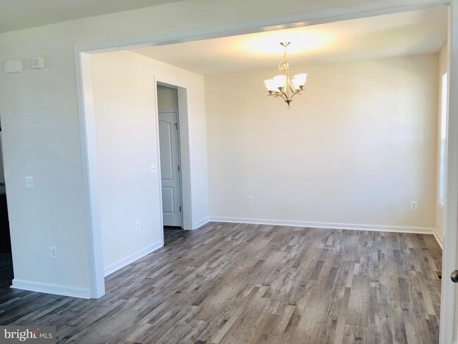 Photo - 336 Boxelder Dr